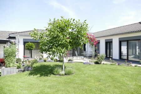 Bungalow Avec Atrium Jardin à Meckenheim