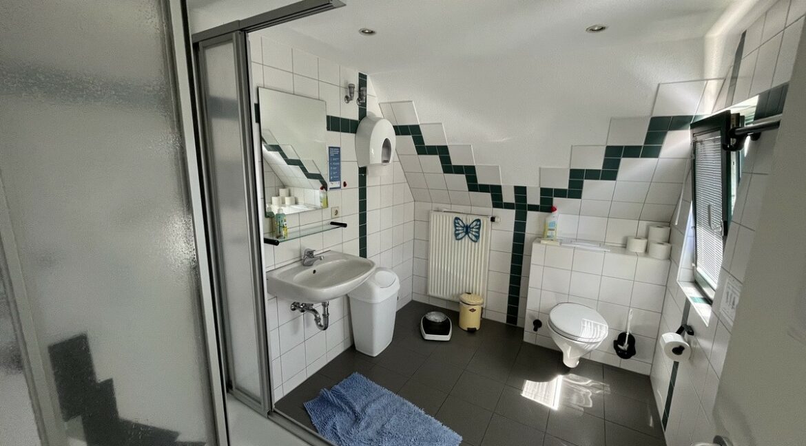 Badezimmer DG