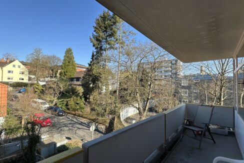Balkon gartenseitig