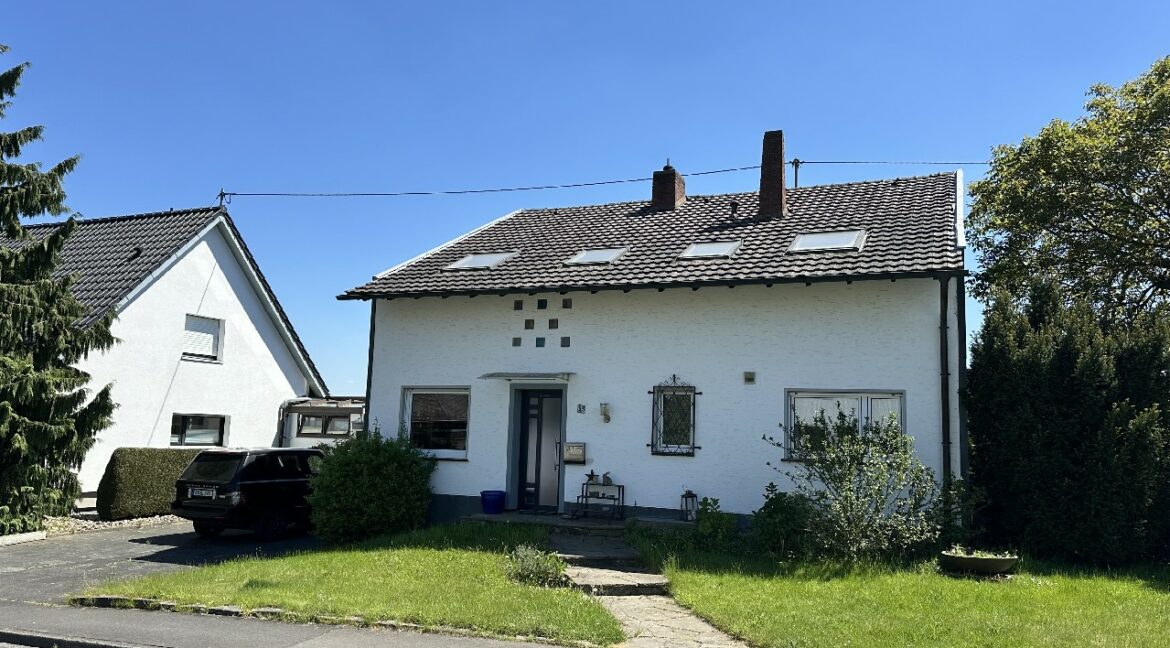 Straßenansicht