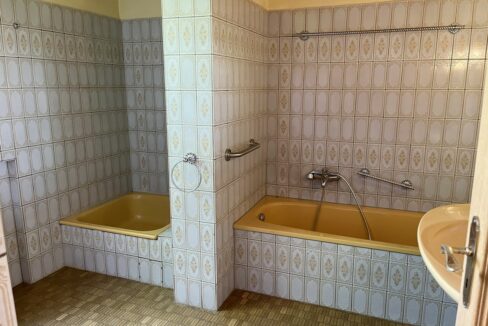 Bad Wanne u. Dusche