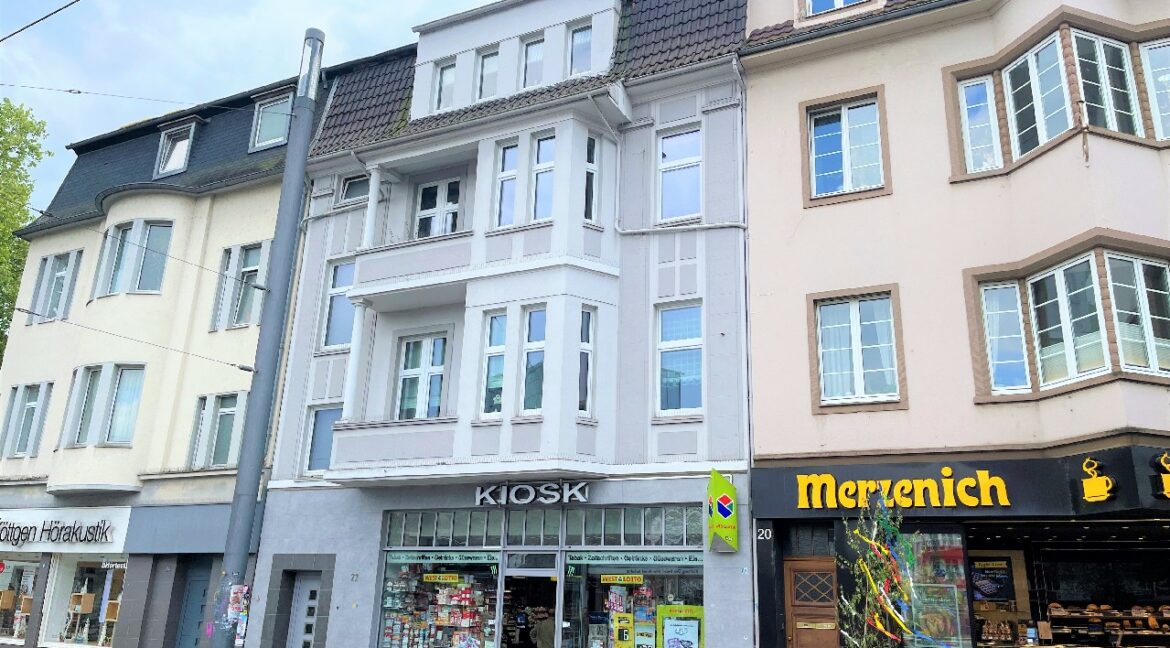 Straßenansicht