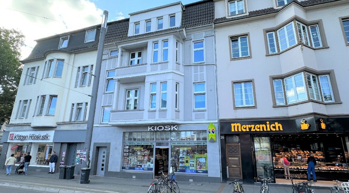 Straßenansicht