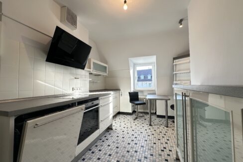 Küche mit Einbauten