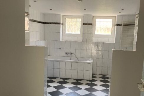 Gartengeschoss Badezimmer