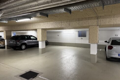 Tiefgaragenstellplatz