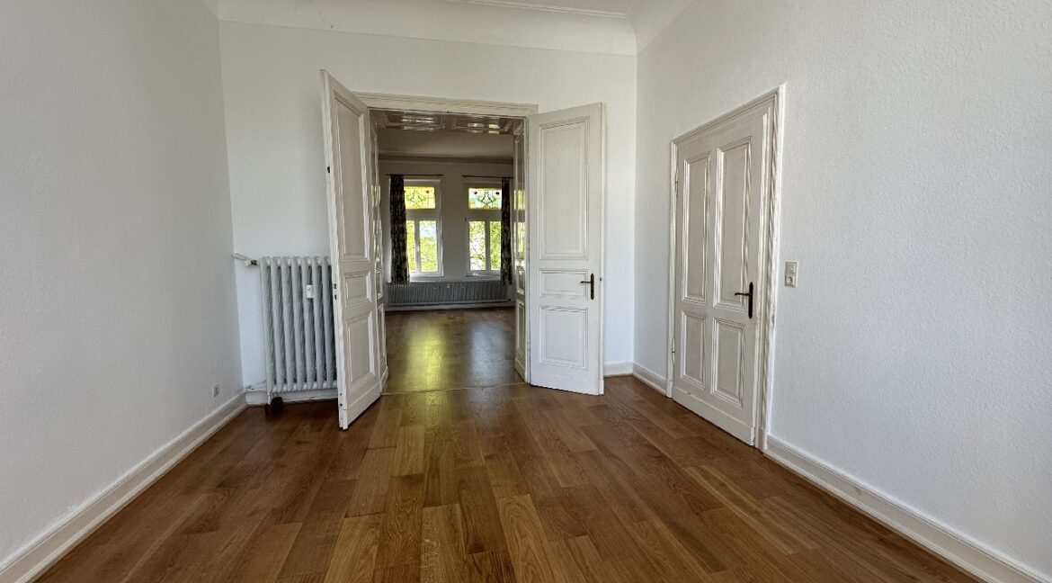 2-Zimmer-Altbauwohnung mit Wintergarten im Bad Godesberger Villenviertel - Photo 3