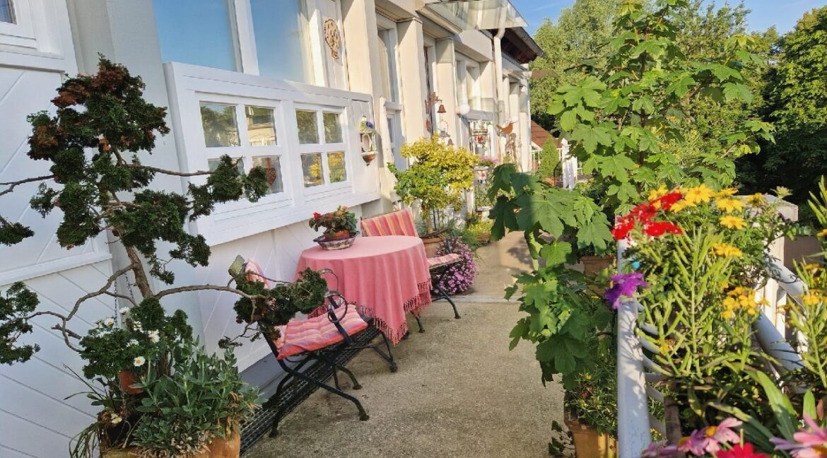 Laubengang / Wohnungseingang