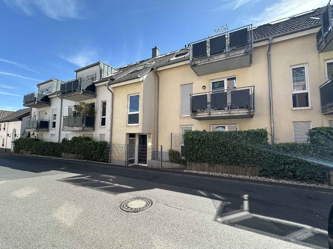 Moderne 2-Zimmerwohnung mit Terrasse in zentraler Lage von Bonn-Ippendorf