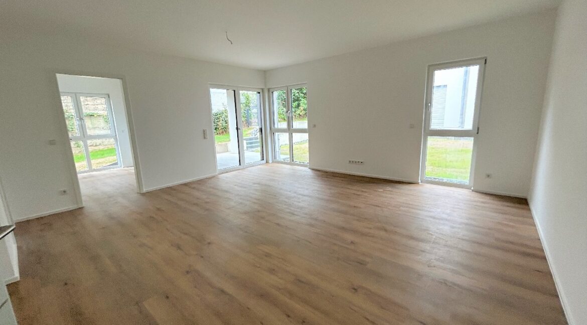 Topmoderne 3-Zimmer-Erdgeschosswohnung mit Gartennutzung in ruhiger Lage von Bonn-Ippendorf - Foto 1