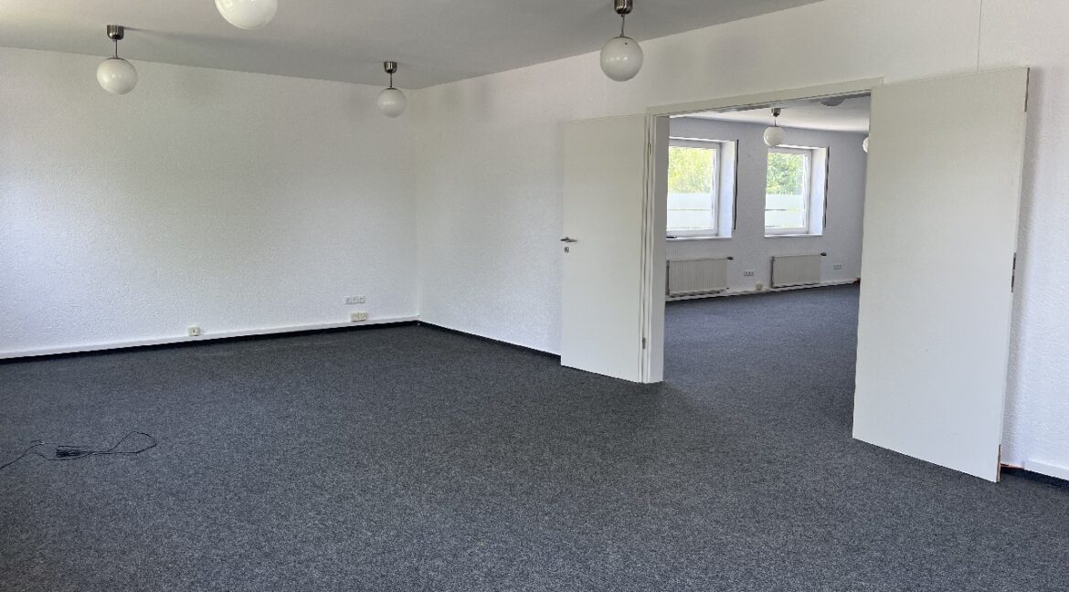 Büro 1