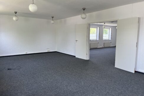Büro 1
