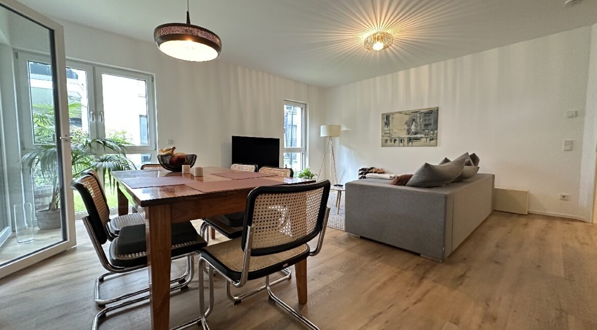 Topmoderne 3-Zimmer-Erdgeschosswohnung mit Gartennutzung in ruhiger Lage von Bonn-Ippendorf - Photo 1