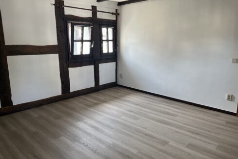 Schlafzimmer 1 mit Duschbad ensuite