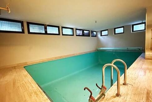 Schwimmbad
