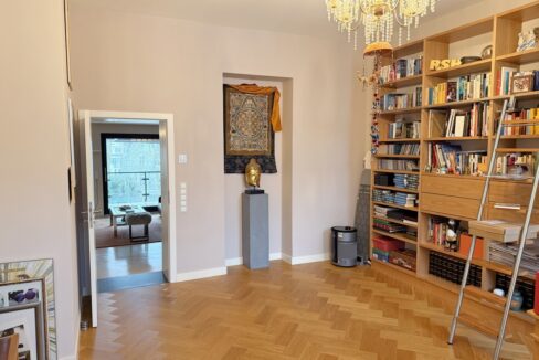 Bibliothek/Büro