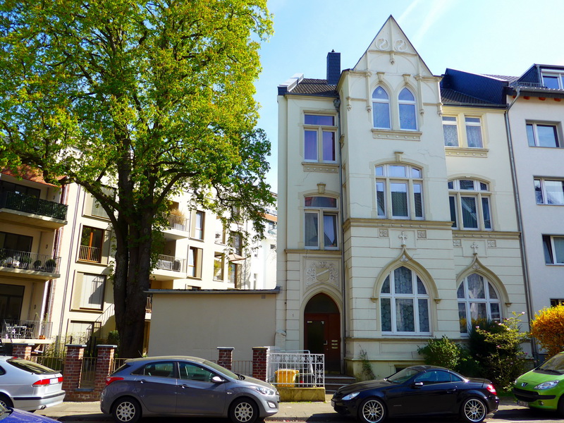 Straßenansicht
