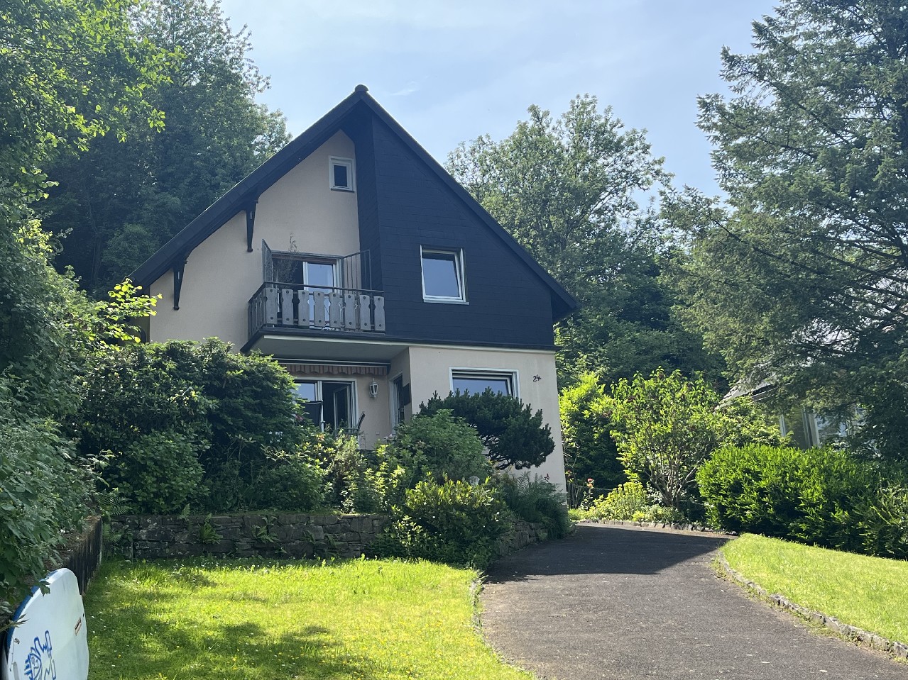 VERMIETET! Freistehendes Einfamilienhaus mit Garten und Siebengebirgsblick in Muffendorf