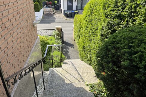 Treppe zum Hauseingang
