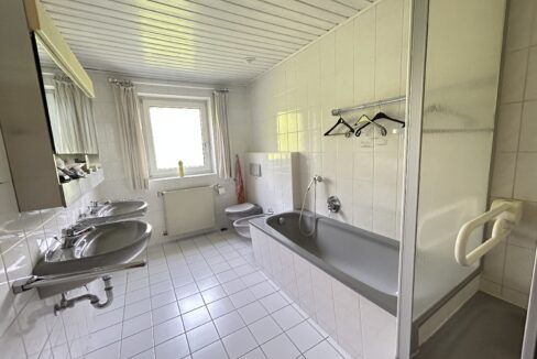 Badezimmer 1. OG