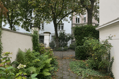 Innenhof/ Stellplatz